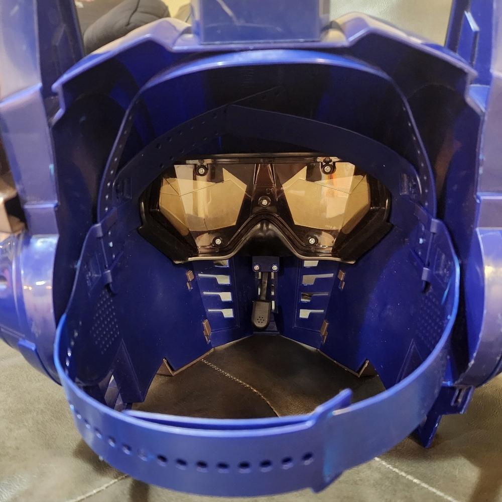2 Transformer Voice Altering Mask - Picture 7 of 8